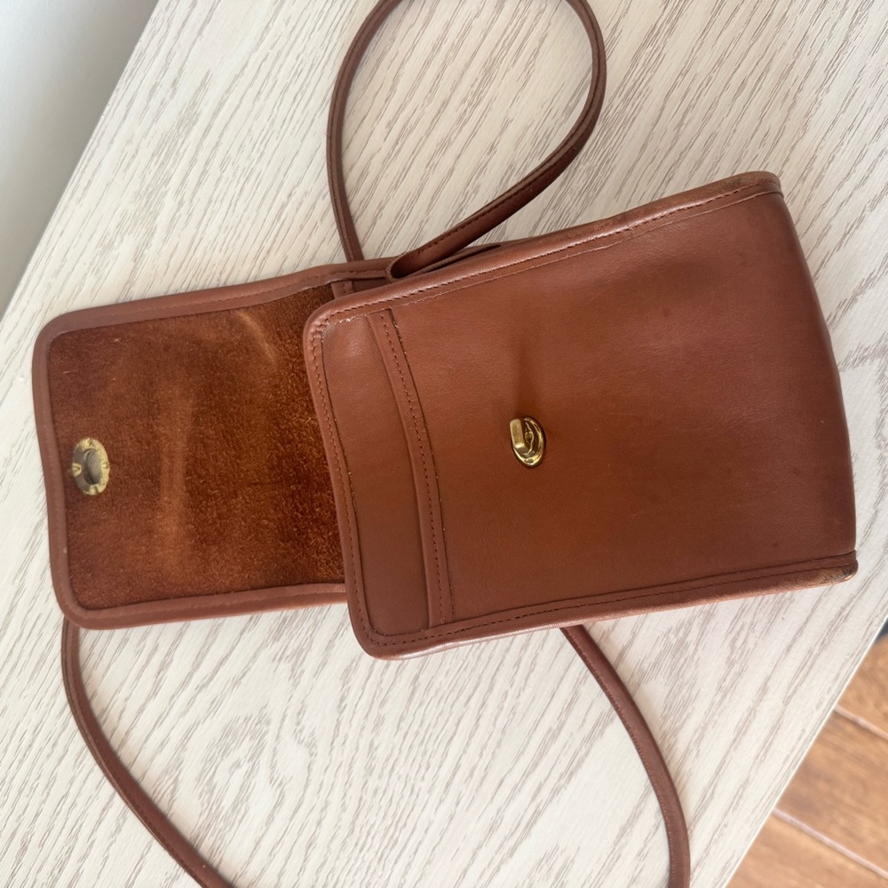 Vintage Coach “Scooter Bag” in British Tan — Style #9893 — AS IS - Picture 10 of 16